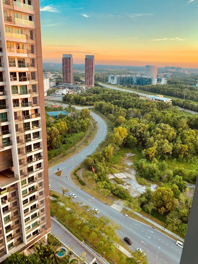 Cosy Studio Netflix Selfcheckin Cyberjaya 2 المظهر الخارجي الصورة
