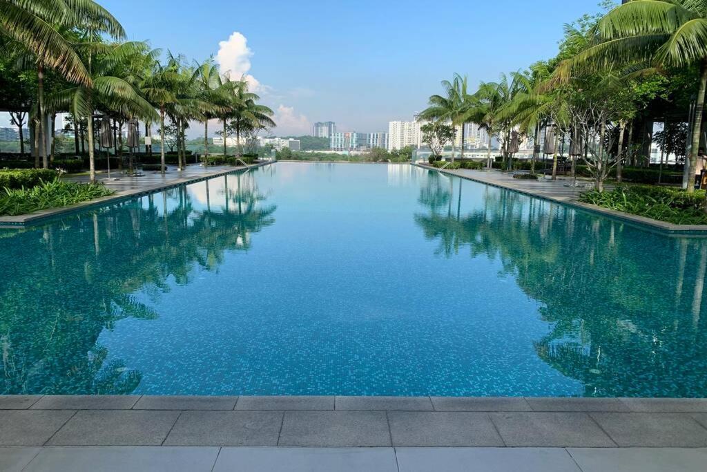 Cosy Studio Netflix Selfcheckin Cyberjaya 2 المظهر الخارجي الصورة
